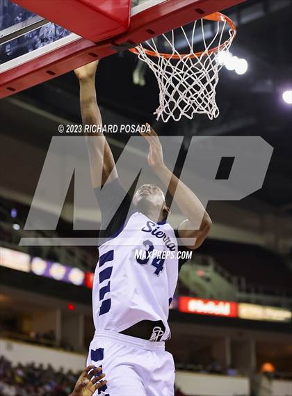 Thumbnail 1 in Sierra Canyon vs. San Joaquin Memorial photogallery.
