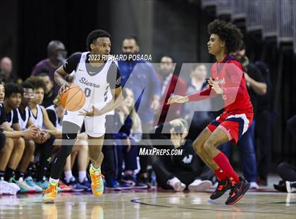 Thumbnail 3 in Sierra Canyon vs. San Joaquin Memorial photogallery.