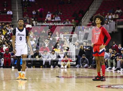Thumbnail 3 in Sierra Canyon vs. San Joaquin Memorial photogallery.
