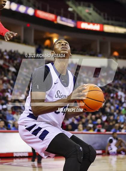 Thumbnail 1 in Sierra Canyon vs. San Joaquin Memorial photogallery.