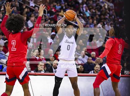 Thumbnail 1 in Sierra Canyon vs. San Joaquin Memorial photogallery.