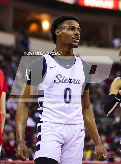 Thumbnail 3 in Sierra Canyon vs. San Joaquin Memorial photogallery.