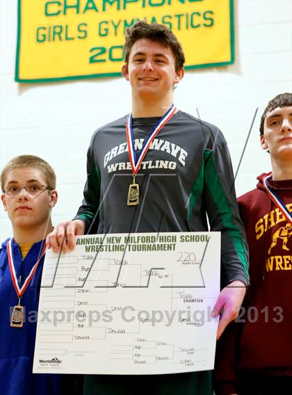 Thumbnail 2 in New Milford Tournament (Finals) photogallery.