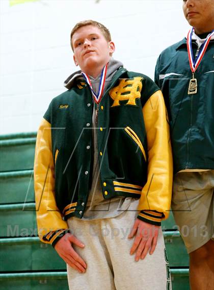 Thumbnail 2 in New Milford Tournament (Finals) photogallery.
