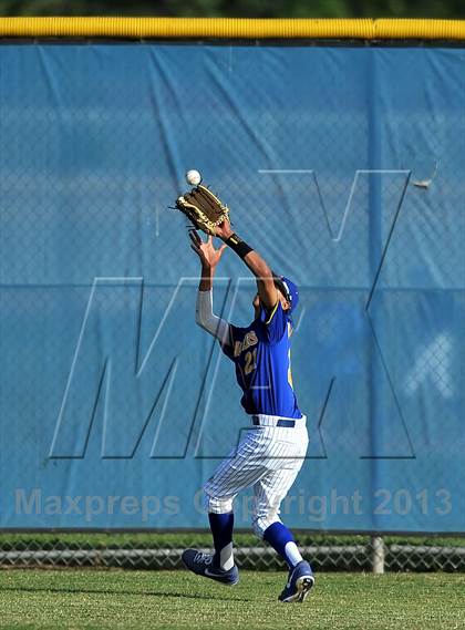 Thumbnail 2 in Baldwin Park @ Charter Oak photogallery.