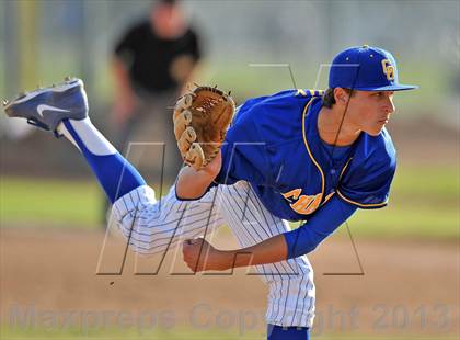 Thumbnail 1 in Baldwin Park @ Charter Oak photogallery.
