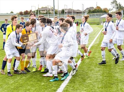 Thumbnail 1 in Olathe East vs Manhattan (KSHSAA 6A Final) photogallery.
