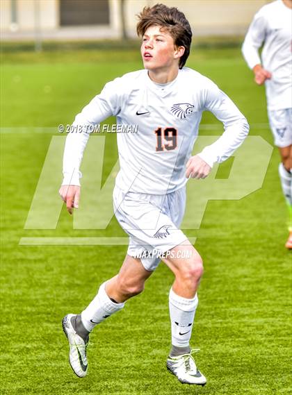 Thumbnail 1 in Olathe East vs Manhattan (KSHSAA 6A Final) photogallery.