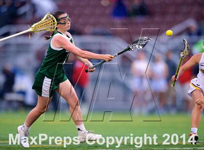 Thumbnail 3 in Seaford vs Oyster Bay (Section 8 Class C Semifinal) photogallery.