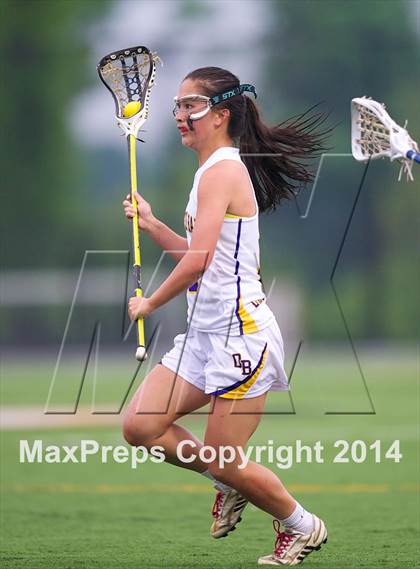 Thumbnail 2 in Seaford vs Oyster Bay (Section 8 Class C Semifinal) photogallery.