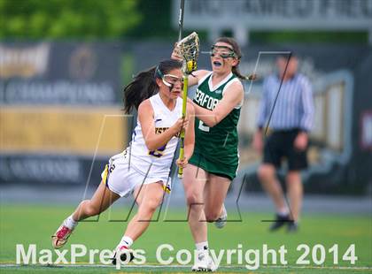 Thumbnail 2 in Seaford vs Oyster Bay (Section 8 Class C Semifinal) photogallery.