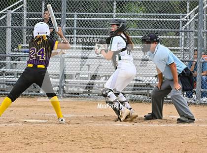 Thumbnail 2 in Denver North vs Kennedy photogallery.
