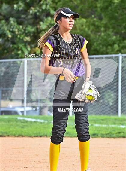 Thumbnail 3 in Denver North vs Kennedy photogallery.
