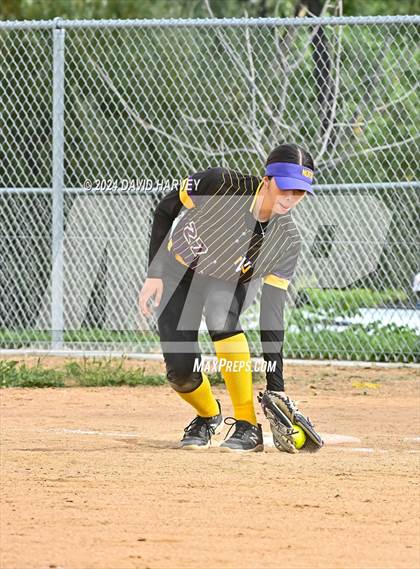 Thumbnail 3 in Denver North vs Kennedy photogallery.