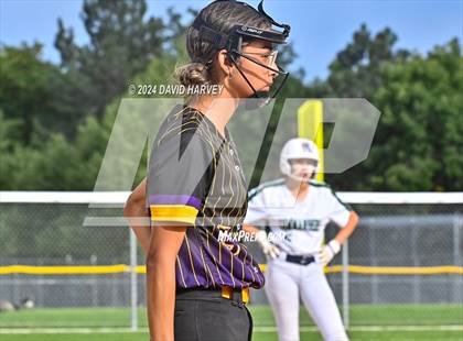 Thumbnail 3 in Denver North vs Kennedy photogallery.