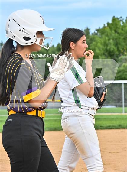 Thumbnail 3 in Denver North vs Kennedy photogallery.
