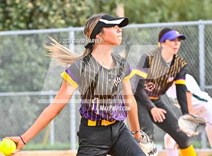 Thumbnail 3 in Denver North vs Kennedy photogallery.
