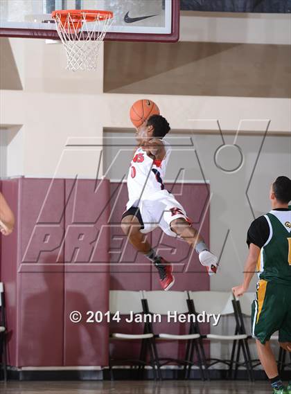 Thumbnail 3 in Coachella Valley @ King (MaxPreps Holiday Classic) photogallery.