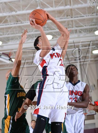 Thumbnail 1 in Coachella Valley @ King (MaxPreps Holiday Classic) photogallery.