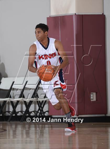 Thumbnail 2 in Coachella Valley @ King (MaxPreps Holiday Classic) photogallery.