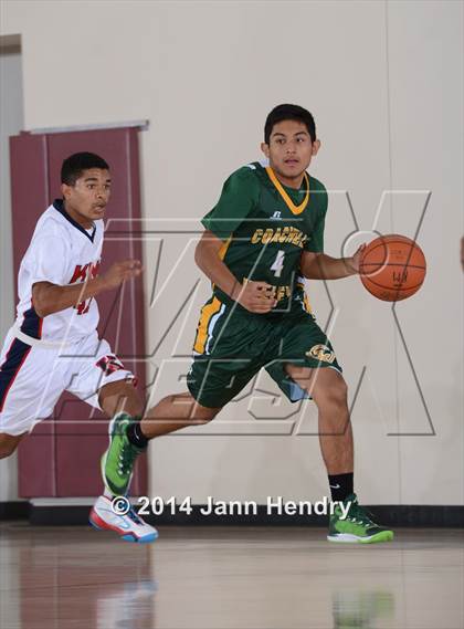 Thumbnail 1 in Coachella Valley @ King (MaxPreps Holiday Classic) photogallery.