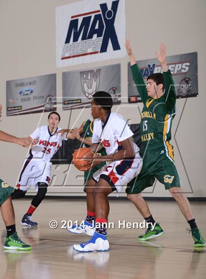 Thumbnail 2 in Coachella Valley @ King (MaxPreps Holiday Classic) photogallery.