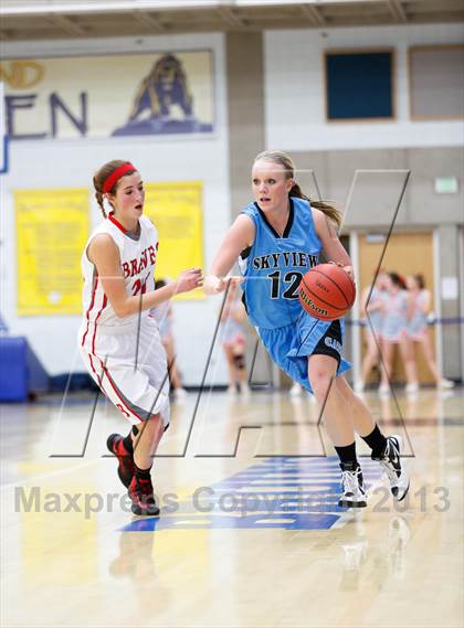 Thumbnail 2 in Bountiful vs Sky View (UHSAA 4A Quarterfinal) photogallery.