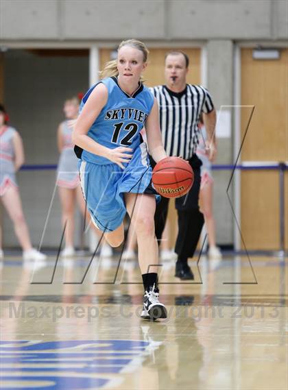 Thumbnail 1 in Bountiful vs Sky View (UHSAA 4A Quarterfinal) photogallery.