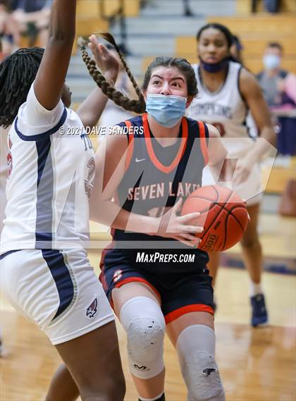 Thumbnail 2 in Seven Lakes @ Tompkins (UIL 6A District Playoff) photogallery.