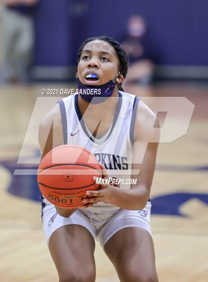 Thumbnail 2 in Seven Lakes @ Tompkins (UIL 6A District Playoff) photogallery.