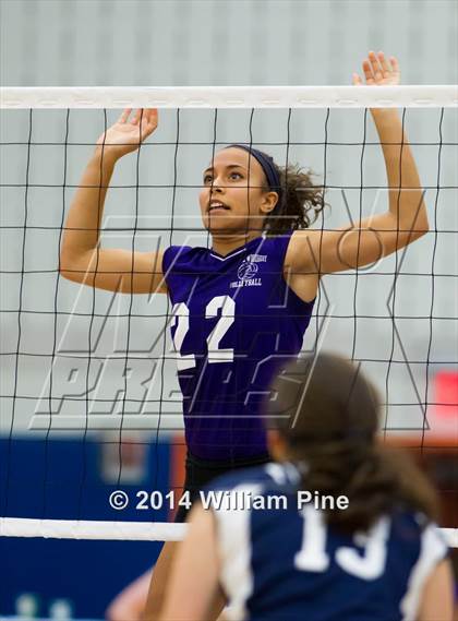 Thumbnail 3 in Monroe-Woodbury vs. Pine Bush (Section 9 Class AA Final) photogallery.