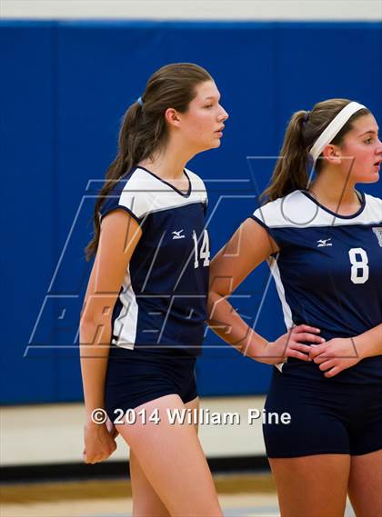Thumbnail 1 in Monroe-Woodbury vs. Pine Bush (Section 9 Class AA Final) photogallery.