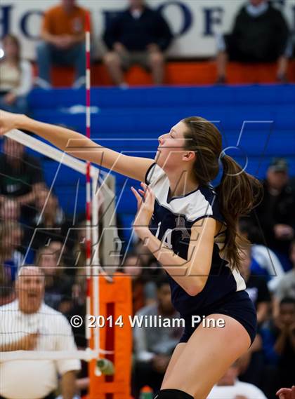 Thumbnail 1 in Monroe-Woodbury vs. Pine Bush (Section 9 Class AA Final) photogallery.