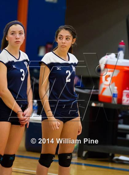 Thumbnail 1 in Monroe-Woodbury vs. Pine Bush (Section 9 Class AA Final) photogallery.