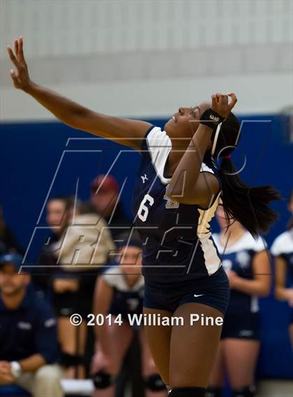 Thumbnail 2 in Monroe-Woodbury vs. Pine Bush (Section 9 Class AA Final) photogallery.