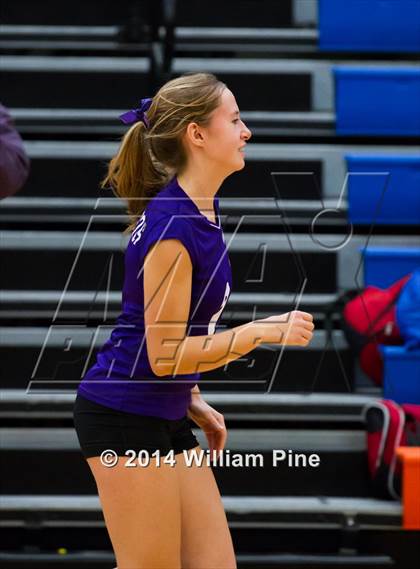 Thumbnail 3 in Monroe-Woodbury vs. Pine Bush (Section 9 Class AA Final) photogallery.