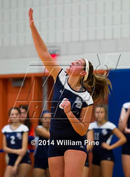Thumbnail 3 in Monroe-Woodbury vs. Pine Bush (Section 9 Class AA Final) photogallery.