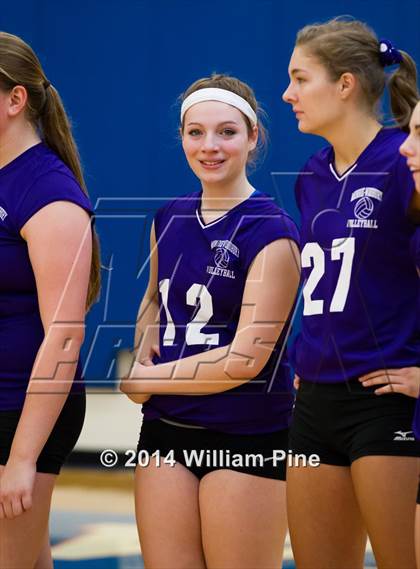 Thumbnail 1 in Monroe-Woodbury vs. Pine Bush (Section 9 Class AA Final) photogallery.
