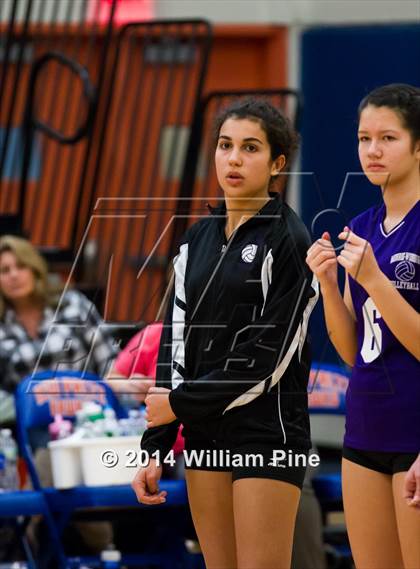 Thumbnail 3 in Monroe-Woodbury vs. Pine Bush (Section 9 Class AA Final) photogallery.