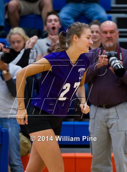 Thumbnail 2 in Monroe-Woodbury vs. Pine Bush (Section 9 Class AA Final) photogallery.