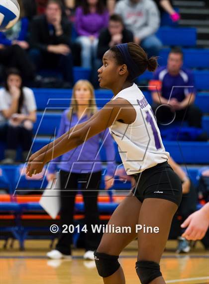 Thumbnail 2 in Monroe-Woodbury vs. Pine Bush (Section 9 Class AA Final) photogallery.