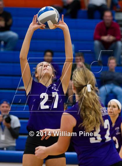 Thumbnail 2 in Monroe-Woodbury vs. Pine Bush (Section 9 Class AA Final) photogallery.
