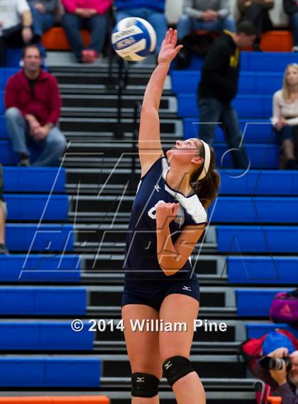 Thumbnail 3 in Monroe-Woodbury vs. Pine Bush (Section 9 Class AA Final) photogallery.