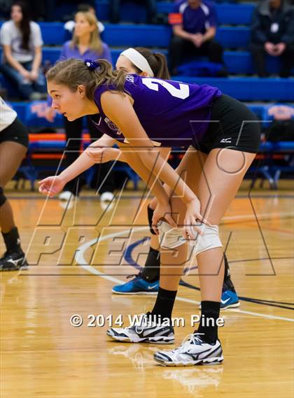 Thumbnail 3 in Monroe-Woodbury vs. Pine Bush (Section 9 Class AA Final) photogallery.