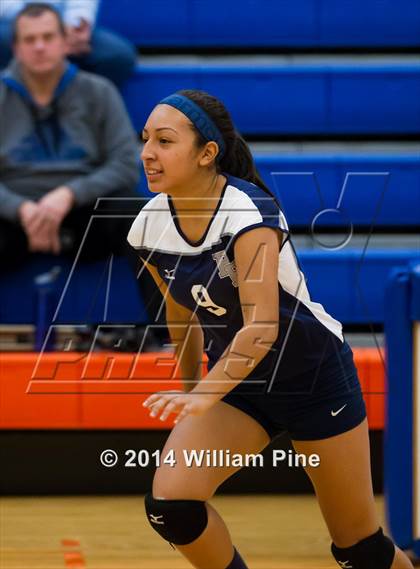 Thumbnail 1 in Monroe-Woodbury vs. Pine Bush (Section 9 Class AA Final) photogallery.