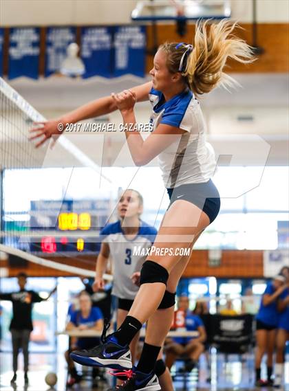 Thumbnail 1 in Rancho Bernardo vs. Poway photogallery.