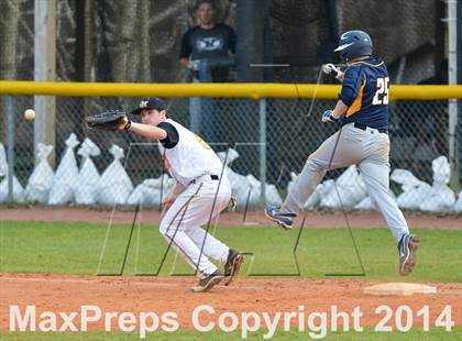 Thumbnail 1 in Chapel Hill vs. Northern (Hilltop Invitational) photogallery.
