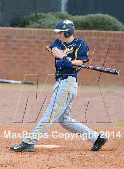 Thumbnail 3 in Chapel Hill vs. Northern (Hilltop Invitational) photogallery.
