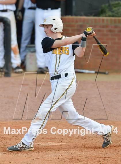 Thumbnail 2 in Chapel Hill vs. Northern (Hilltop Invitational) photogallery.