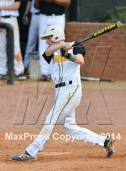 Thumbnail 1 in Chapel Hill vs. Northern (Hilltop Invitational) photogallery.
